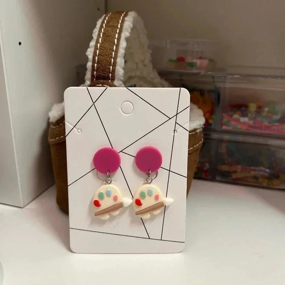 Art Teacher Appreciation Gift Color Pallet Drop Dangle  Artist Earrings Handmade - Picture 1 of 4